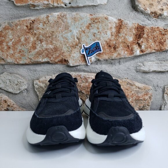 Under Armour Phantom 4 Luxe Sneaker Men's 8 / Womens 9.5 Black/White NEW - Picture 2 of 13